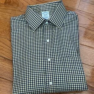 Brooks Brothers Men's Navy and Yellow Plaid Button Up Collared Shirt
